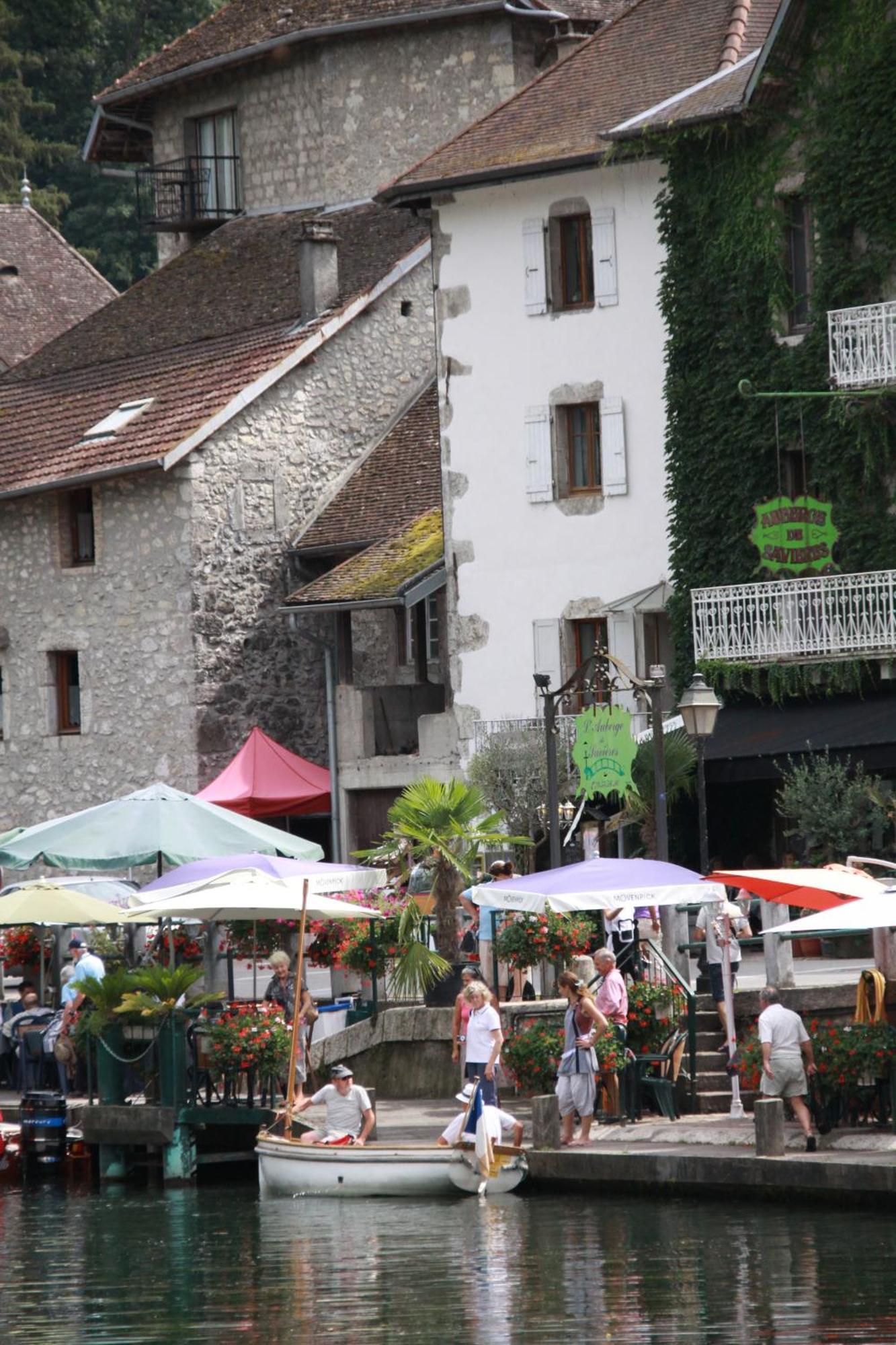 Le Doux Nid Bed & Breakfast ชานาซ ภายนอก รูปภาพ